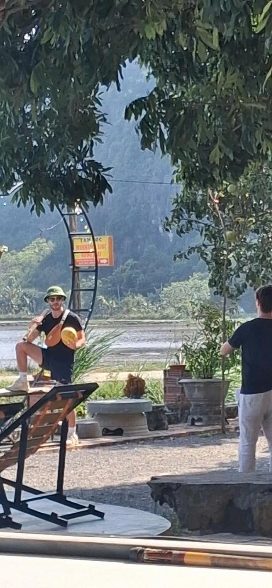 Tam Coc Moutainside Homestay ニンビン エクステリア 写真