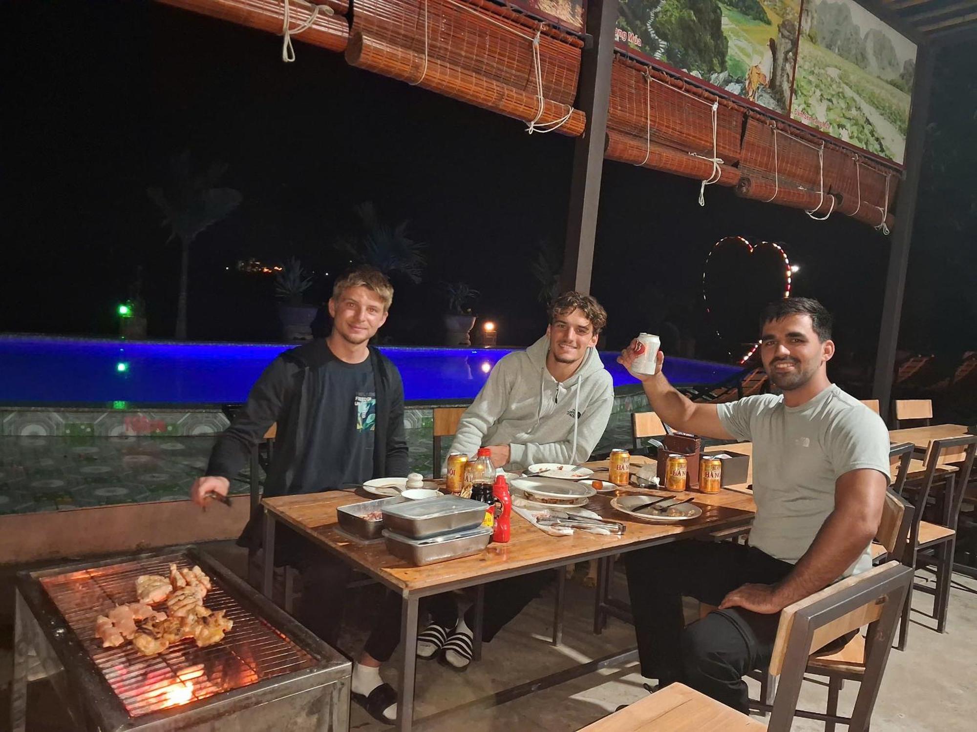 Tam Coc Moutainside Homestay ニンビン エクステリア 写真